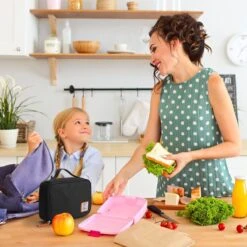 Brisby 4 Laags Geïsoleerde Koeltas - Lunchtas 1.5 Liter - Zwart -Home Furniture Shop 1200x1200 292