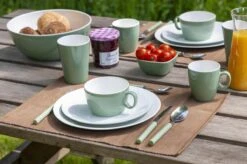 Bo-Camp Servies - Campingbord - 100% Melamine - 16-delig - Groen -Home Furniture Shop 1200x799 55